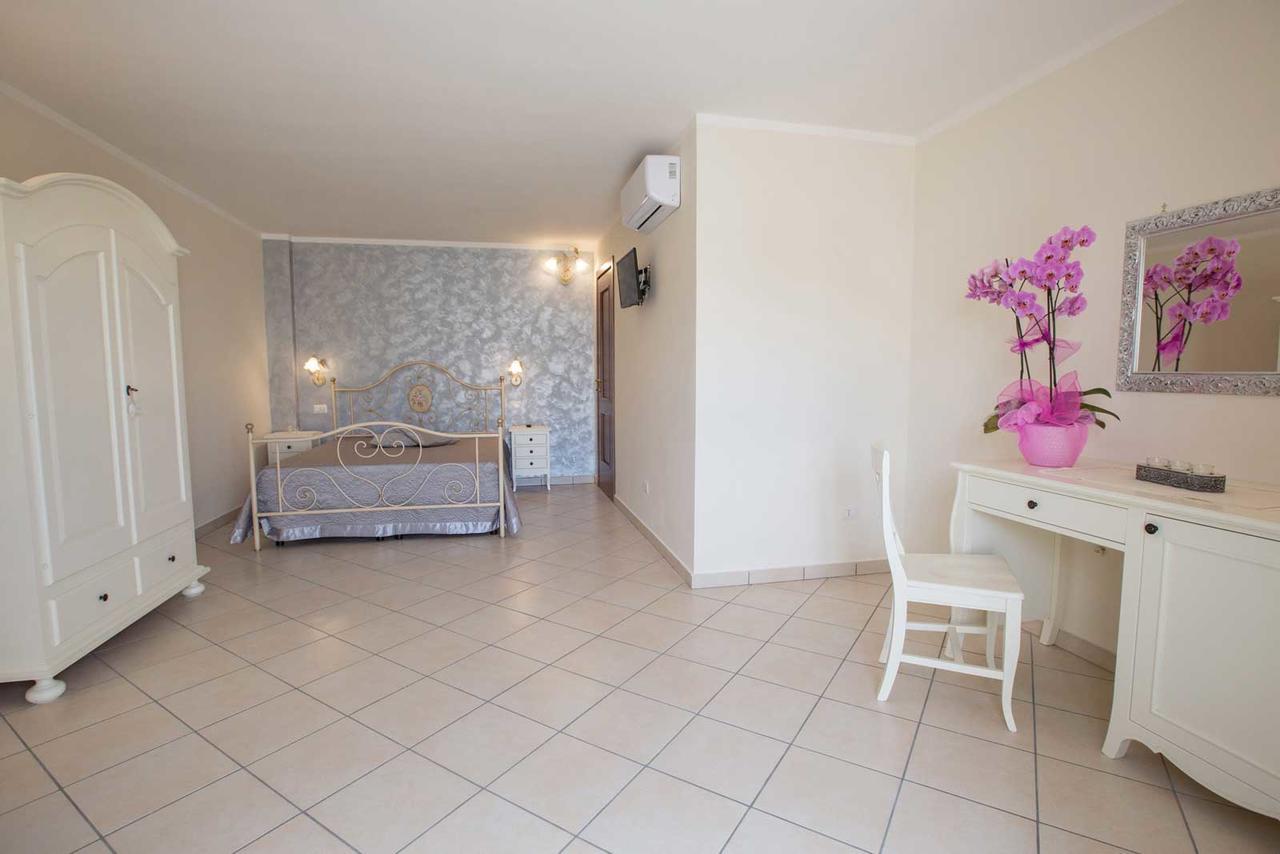 B&B Le Due Gioie Taviano  Luaran gambar